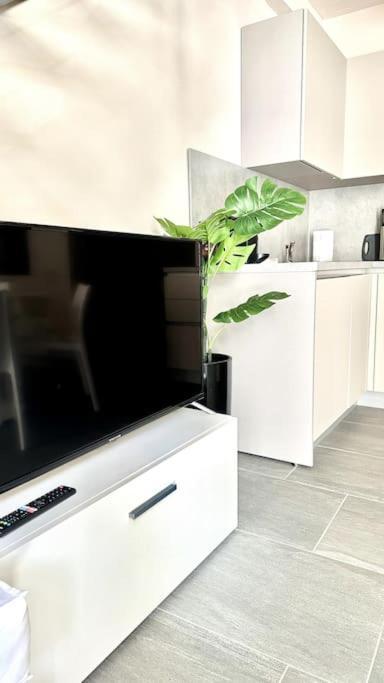 Duomo Modern Loft 100Mt From Duomo And Lake Como Luaran gambar