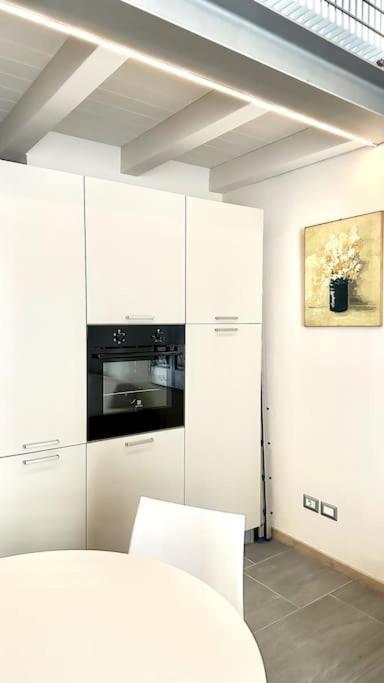 Duomo Modern Loft 100Mt From Duomo And Lake Como Luaran gambar